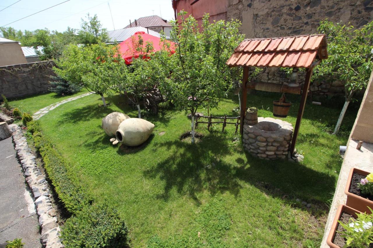Mardoyan'S Guest House Gavar Eksteriør bilde