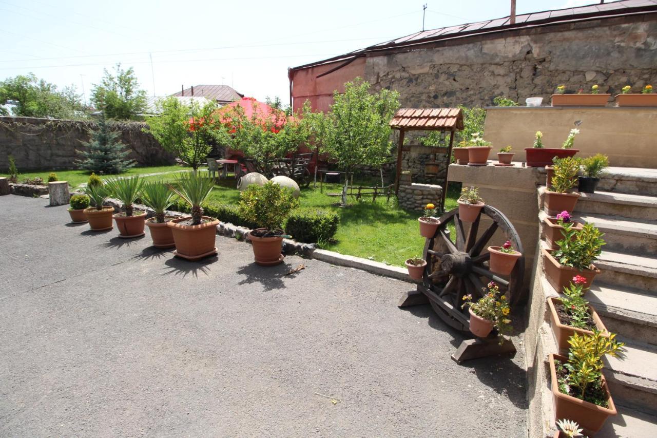 Mardoyan'S Guest House Gavar Eksteriør bilde
