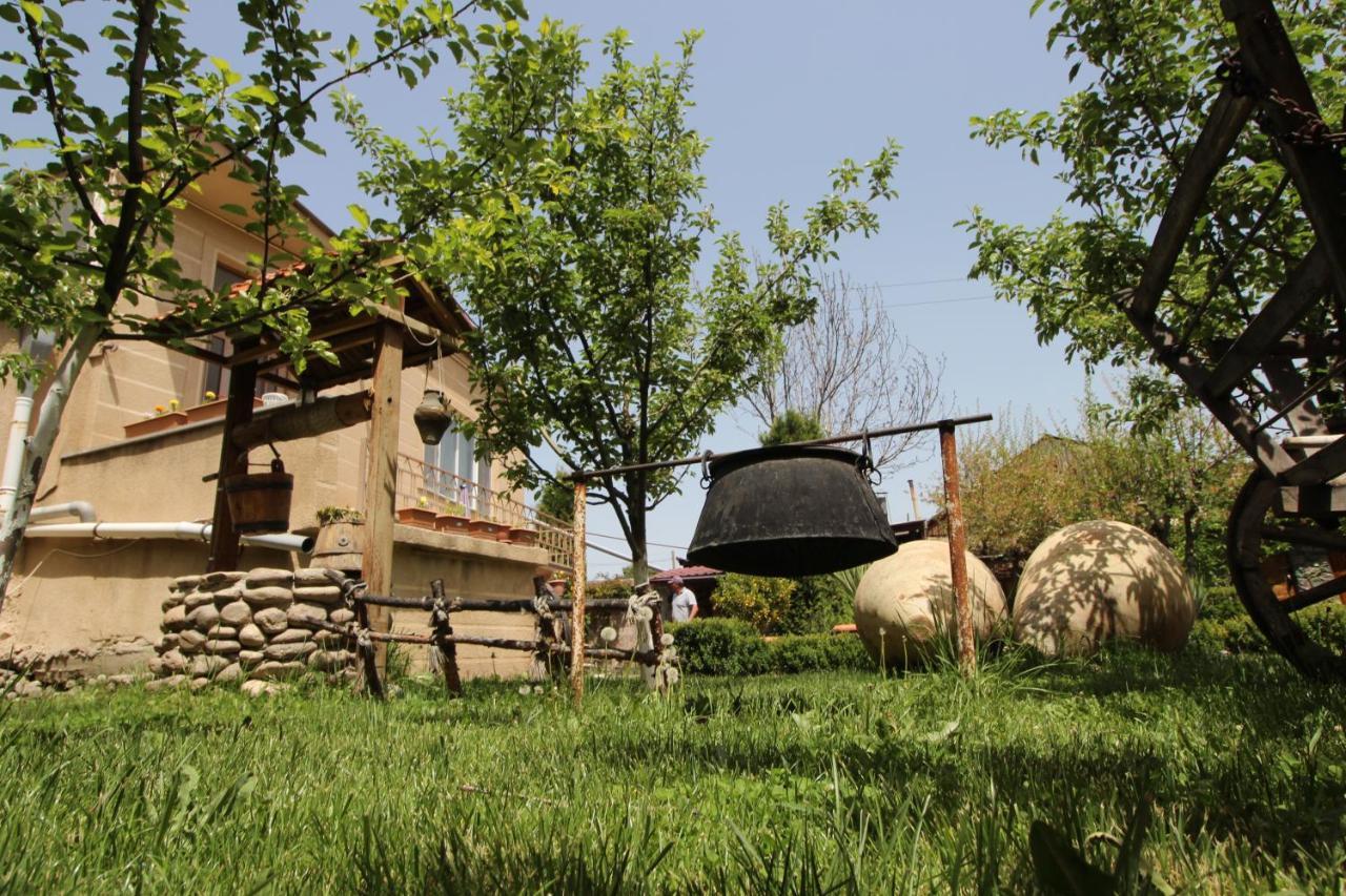 Mardoyan'S Guest House Gavar Eksteriør bilde